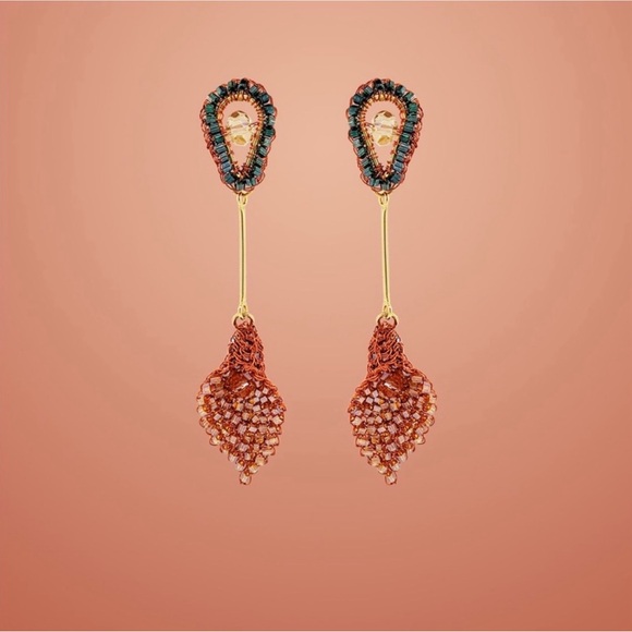 Lavish by Tricia Milaneze Tulip handmade crochet earrings - Picture 1 of 9